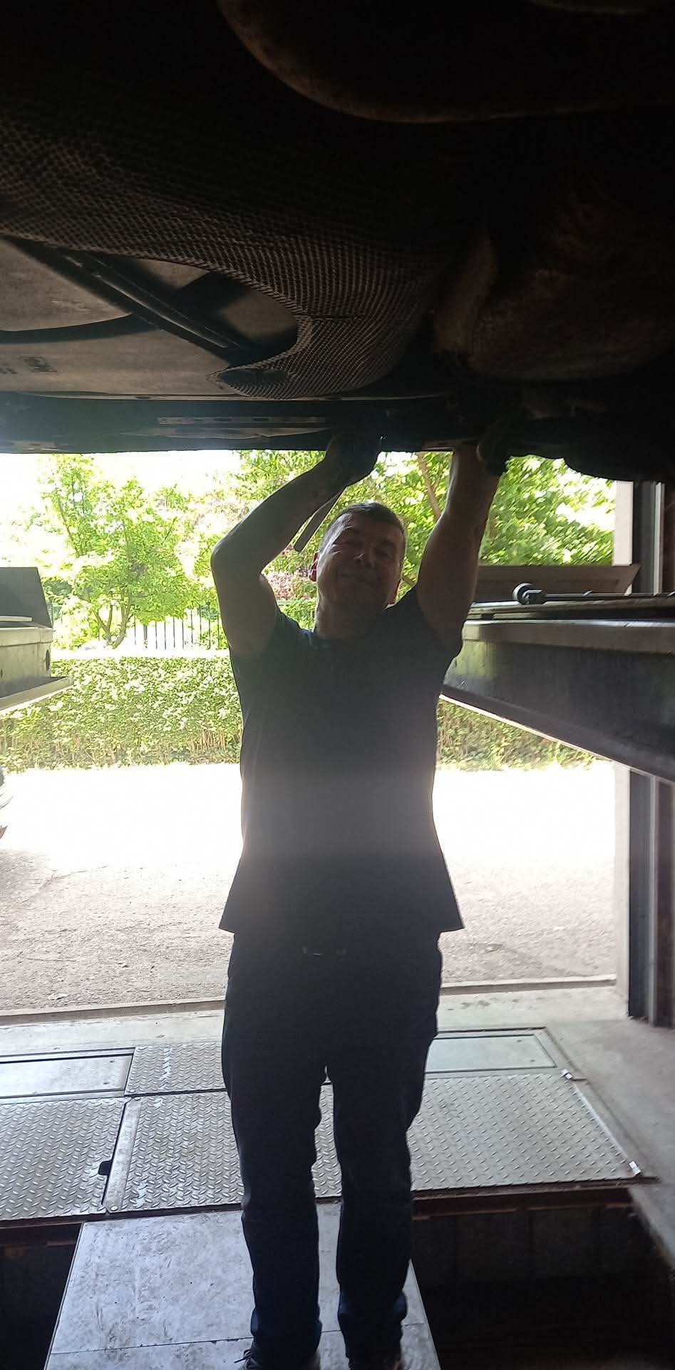 Auto-Dado Servis - Rad na vozilu